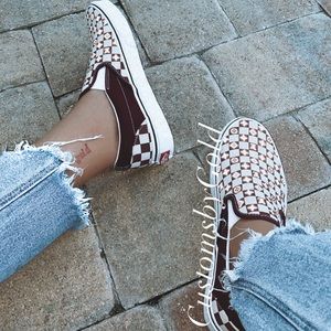 Reflective custom vans